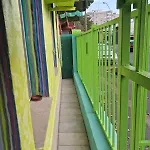 Artsy Entire House, Fully Equipped, 2 Rooms, 2 Beds, Parking, To Yourself! * Bukarest